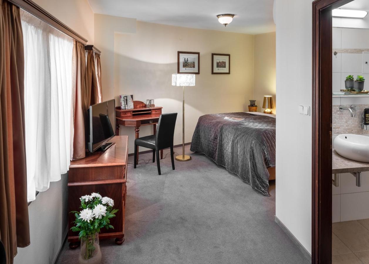 Hotel Aurus By Adrez Prague Ngoại thất bức ảnh