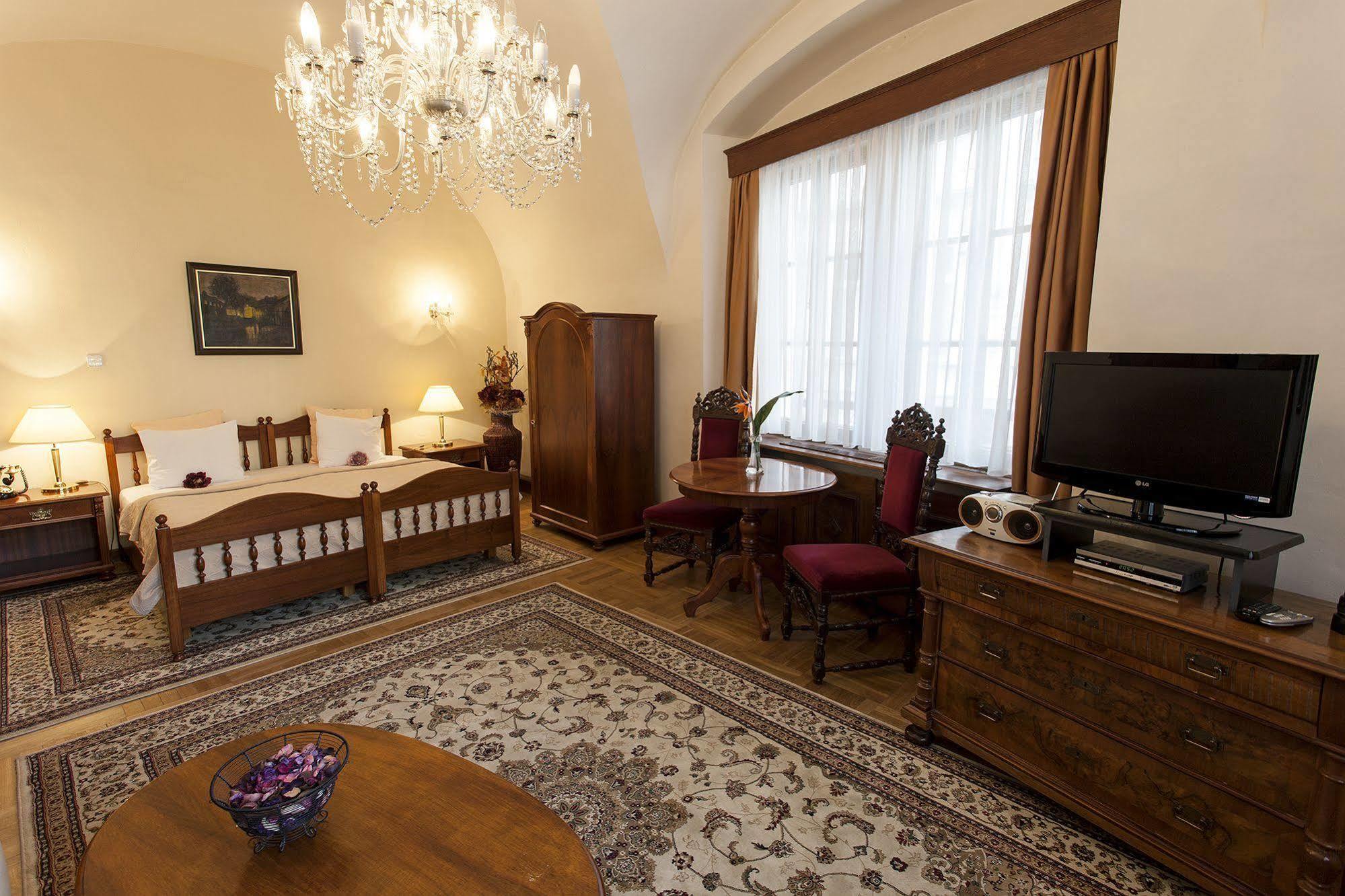 Hotel Aurus By Adrez Prague Ngoại thất bức ảnh